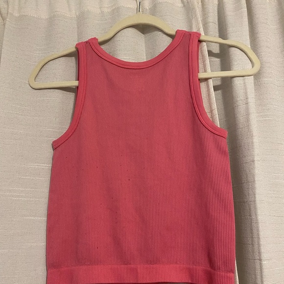 Red Ribbed Tank Top - Picture 5 of 6